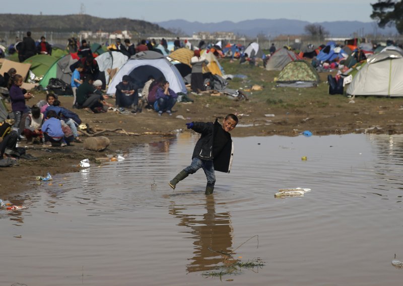 Migranti u Idomeniju: Radije ćemo umrijeti nego otići