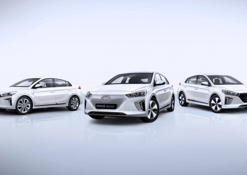 Hyundai Ioniq 'na nišanu' ima Toyotin Prius