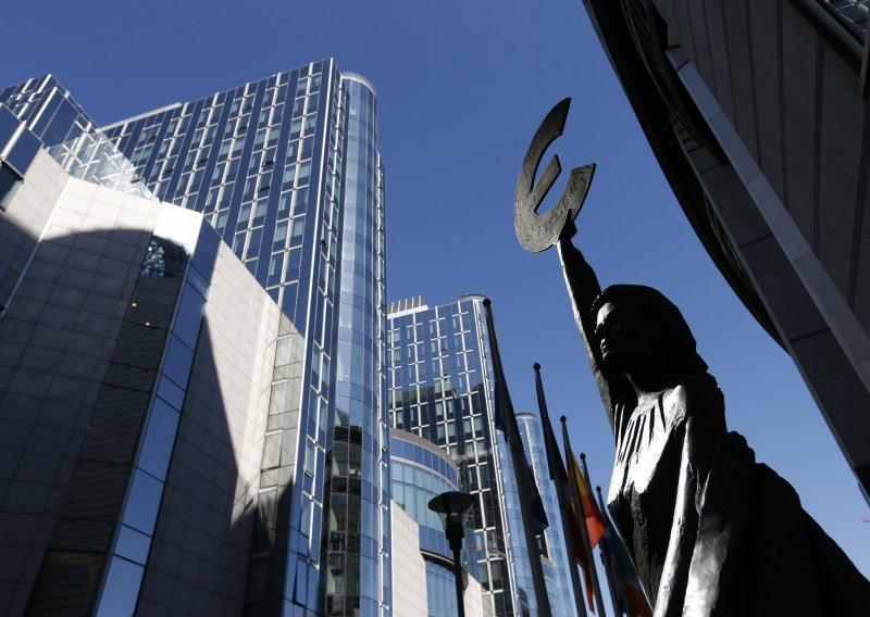 Njemački i francuski guverner traže europsko ministarstvo financija