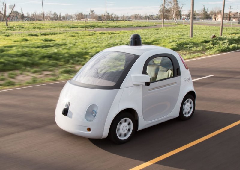 Googleovi automobili u simulacijama dnevno prijeđu gotovo pet milijuna kilometara