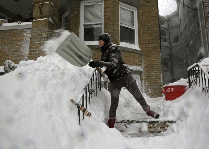 Snježne mećave paralizirale New York i Washington