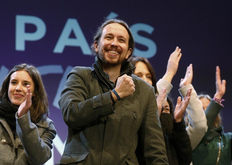 Španjolski mladi lavovi zasjenili okoštale političare
