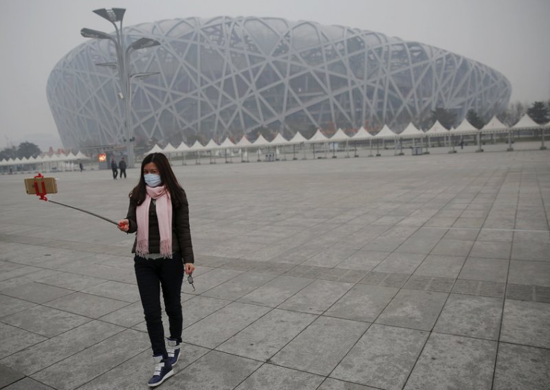 Peking po drugi put pokreće 'crveni alarm' zbog smoga