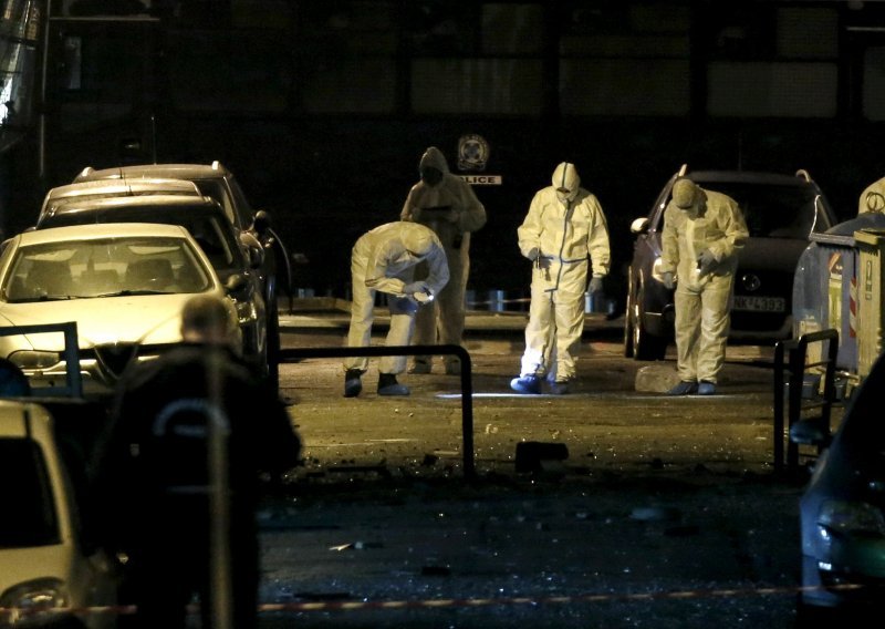 Eksplozija bombe u poslovnom središtu Atene, nema žrtava