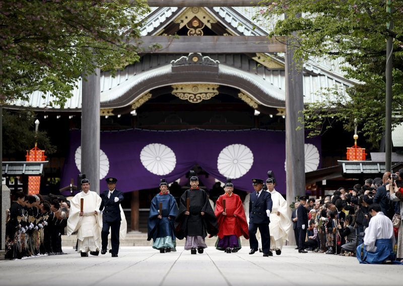 Eksplozija u kontroverznom japanskom svetištu Yasukuni