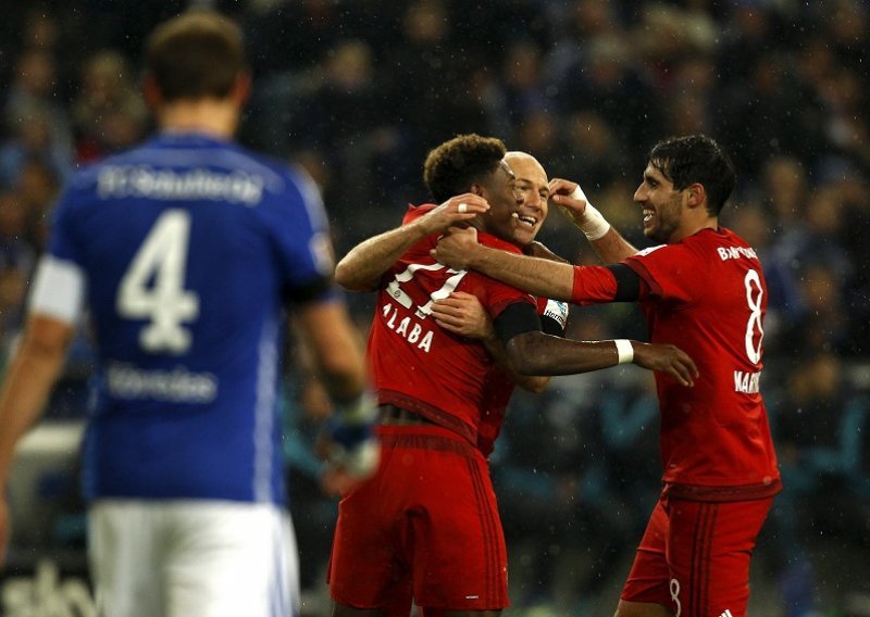 Nezaustavljivi Bayern; ni Schalke mu nije mogao ništa