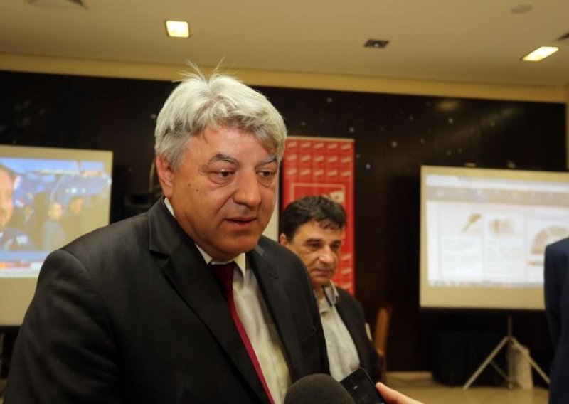 Komadina: Izbori završili neriješeno, ali pobijedila je ljevica