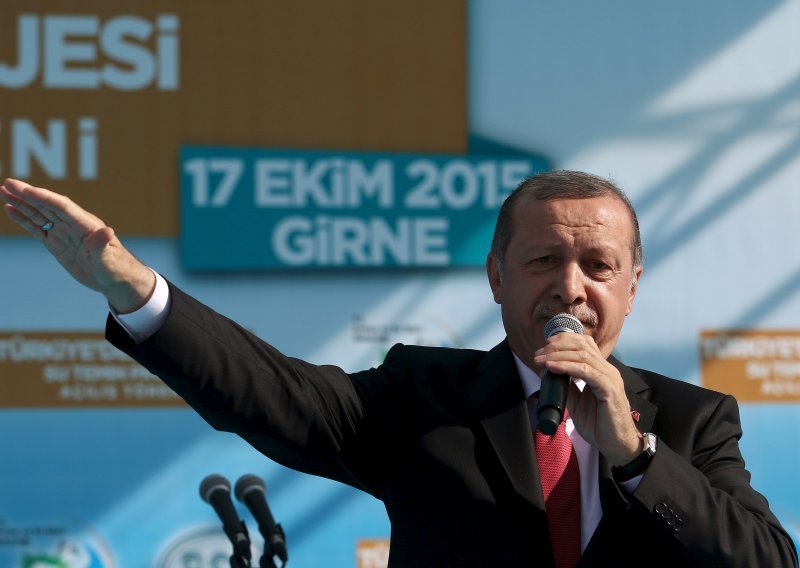 Za ostanak na vlasti Erdogan će morat sklapati koaliciju
