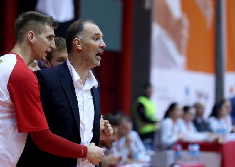 Drama u Cedeviti; trener iz momčadi izbacio reprezentativca!