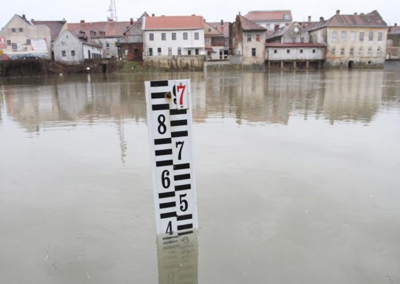 Karlovcu prijete rekordne poplave