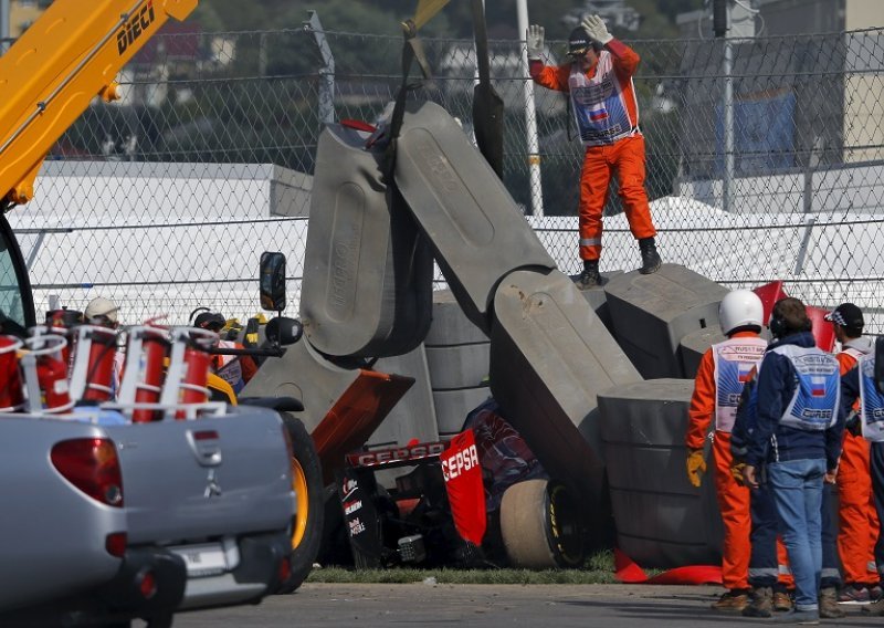 Sainz 'pobjegao' iz bolnice i odlučio voziti F1 utrku!