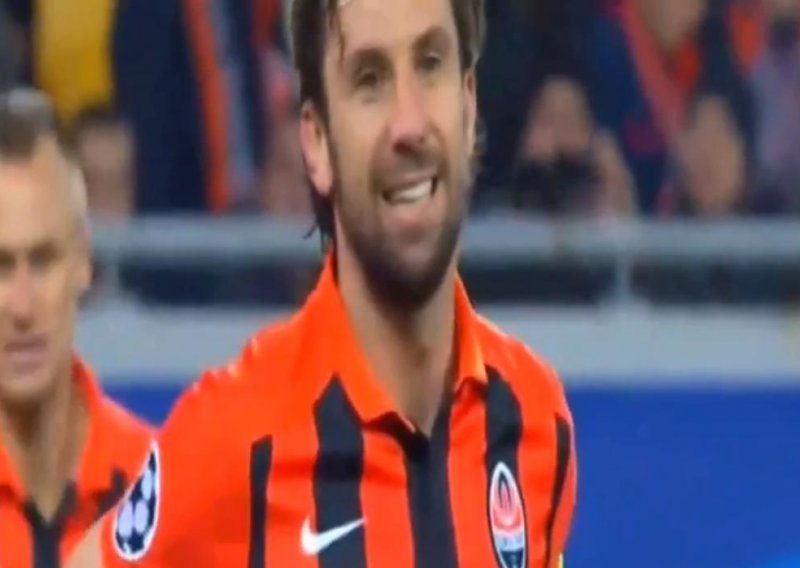 LP: Darijo Srna sigurno nije želio zabiti ovakav gol