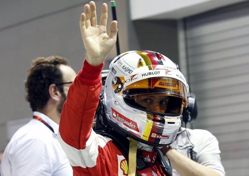 Vettel donio Ferrariju prvi pole-position nakon tri godine