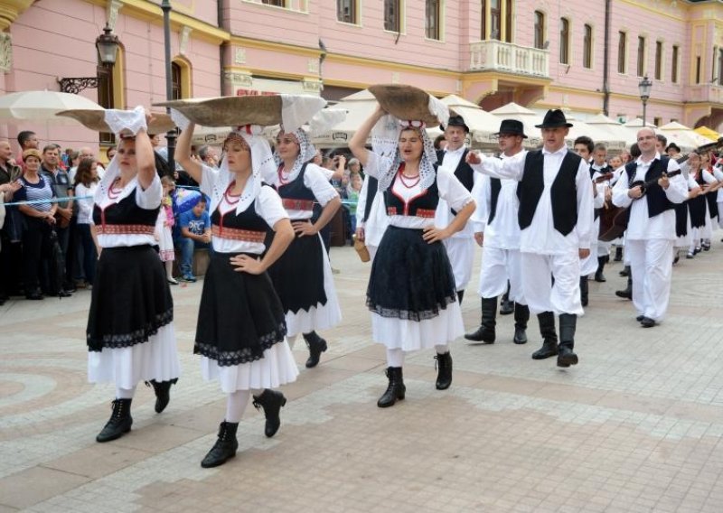 U petak počinju 50. jubilarne Vinkovačke jeseni