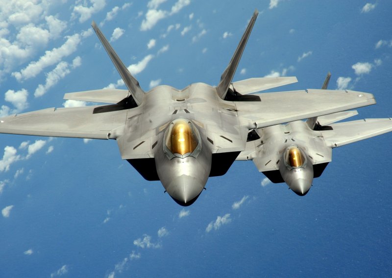 SAD u Europu šalje borbene zrakoplove F-22