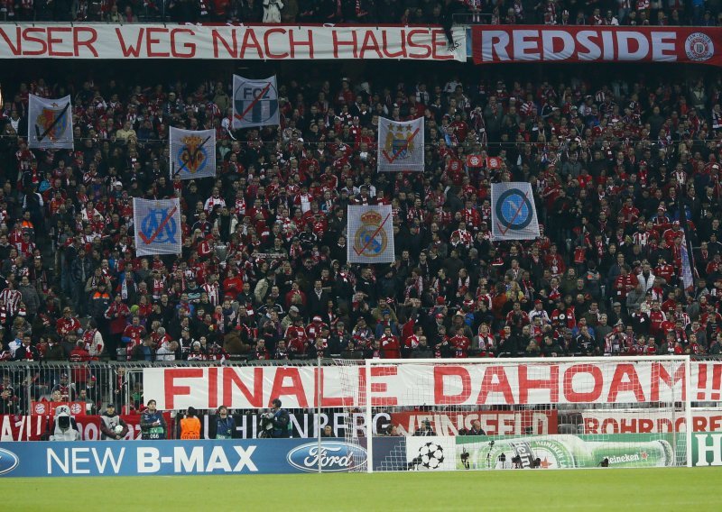 Bayern treći po prodanim godišnjim ulaznicama, gleda u leđa