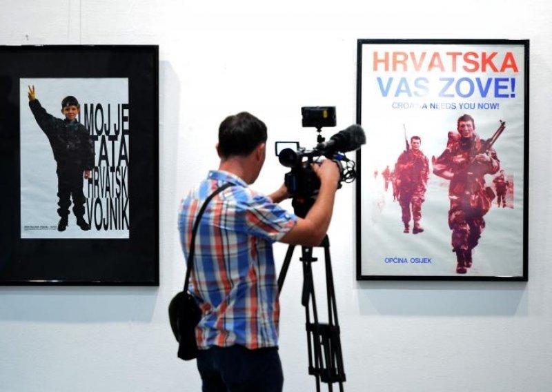 Otvorena izložba 'Hrvatski ratni plakat u Domovinskom ratu'