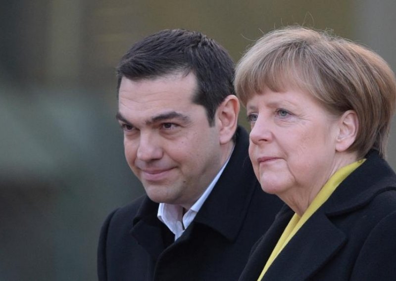 Cipras i Merkel dogovorili da Atena iznese grčke prijedloge