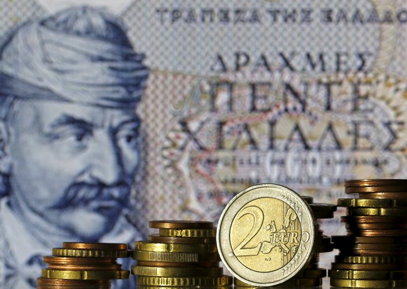 Grčka postala prva razvijena zemlja koja ne može plaćati dugove MMF-u