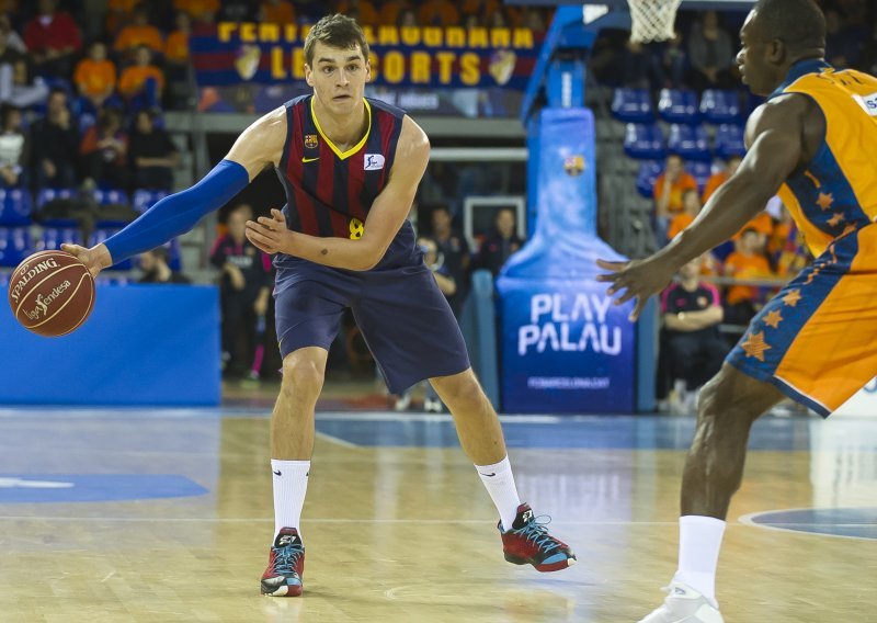 Hezonja sjajan u brutalnoj pobjedi Barcelone!