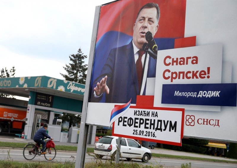 Krajišnik i Dodik veličali nastanak Republike Srpske