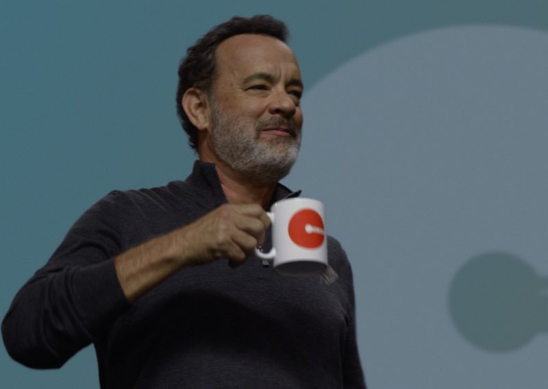 Tom Hanks na poklon dobio 'peglicu'
