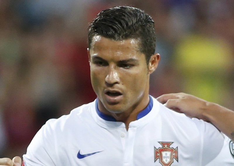 Frustrirani Ronaldo uzvratio Armencima na provokacije!