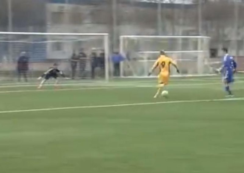 Propao mu Fenerbahče pa potpisao - za Hajduk!