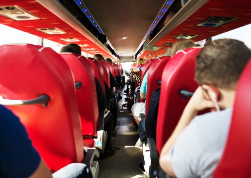 Palestinci više ne smiju putovati izraelskim autobusima