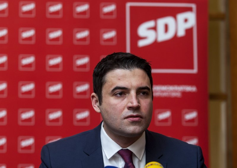 SDP proziva Vladu zbog šutnje oko BiH