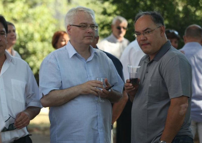 Kajinovo konačno 'zbogom' Josipoviću