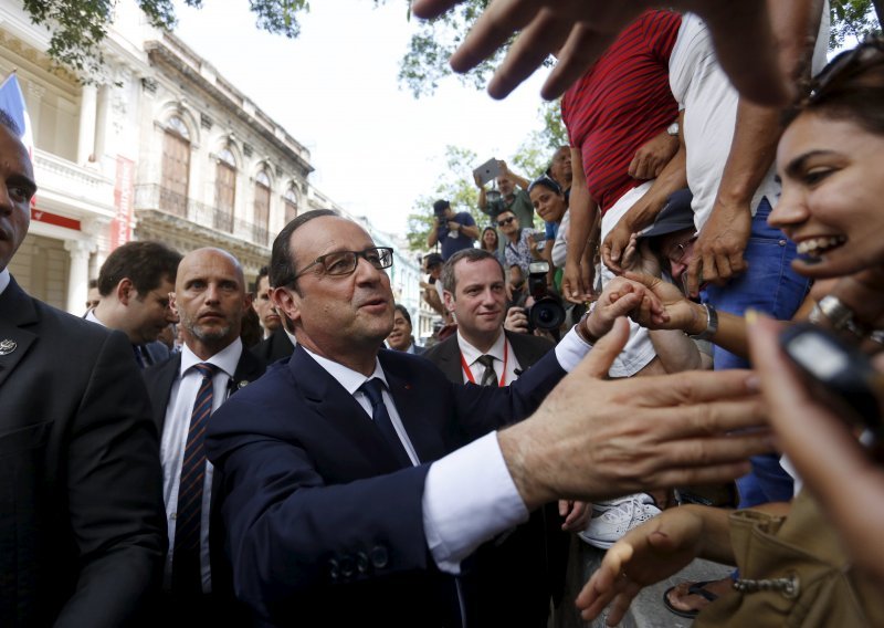 Hollande želi povezati Kubu sa Zapadom