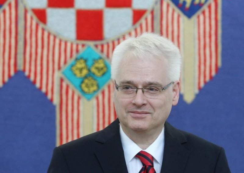 Josipović osniva stranku 30. svibnja