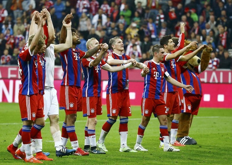 Bayernu bodovi za naslov, Olićevom HSV-u za ostanak!