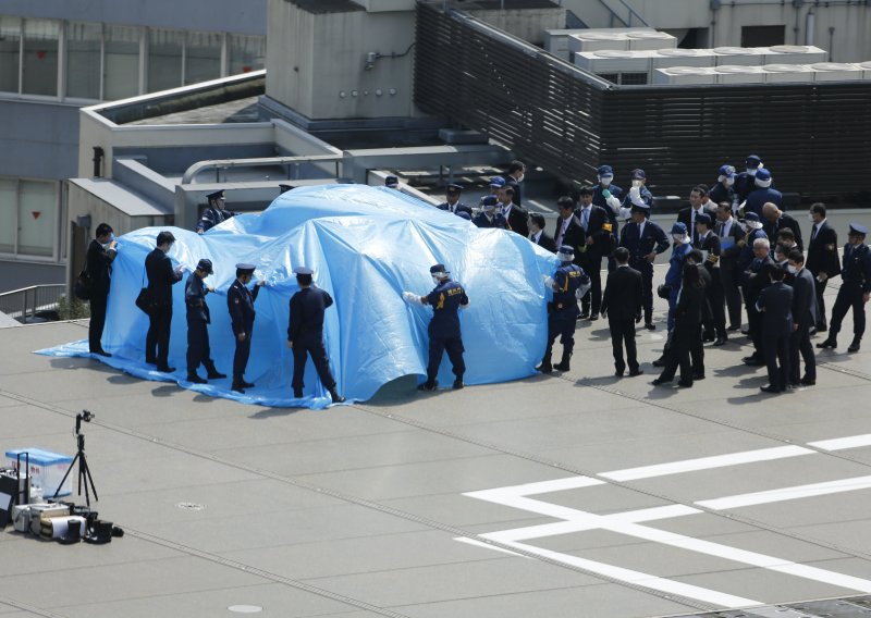 'Radioaktivni' dron sletio na krov ureda japanskog premijera