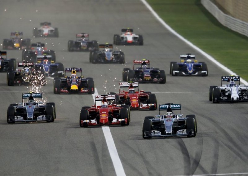 Hamilton prebrz u Bahrainu, Kimi sve iznenadio!