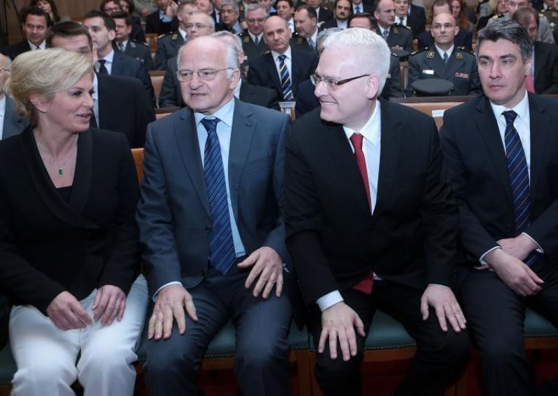 Josipović o propaloj čajanki na Pantovčaku