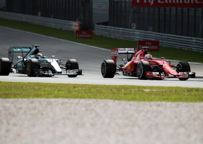 Pet razloga zašto je Ferrari odjednom brz kao Mercedes!