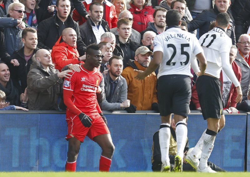 Gerrard se posuo pepelom, Balotelli shvatio...