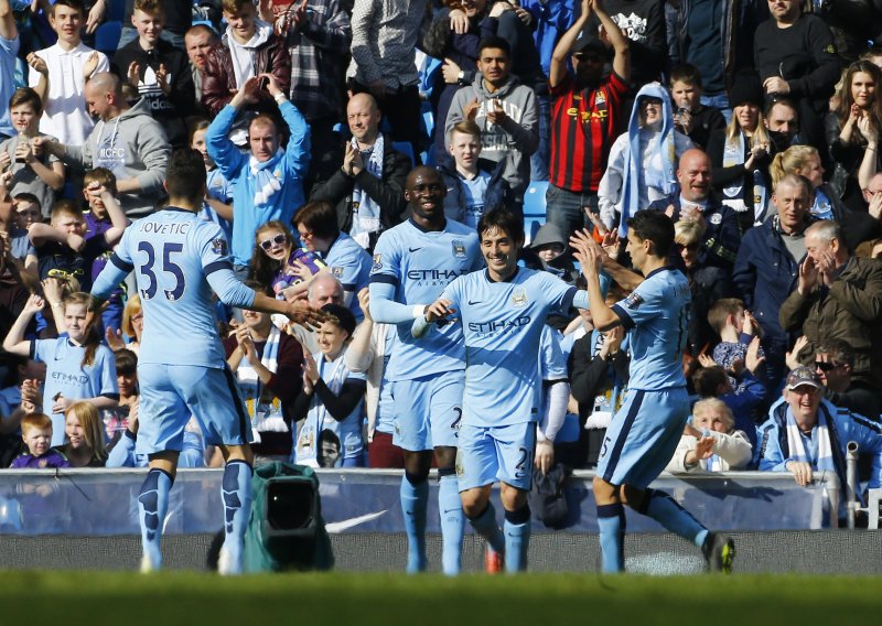 Krama s klupe gledao dramatičan poraz Leicestera, City uvjerljiv