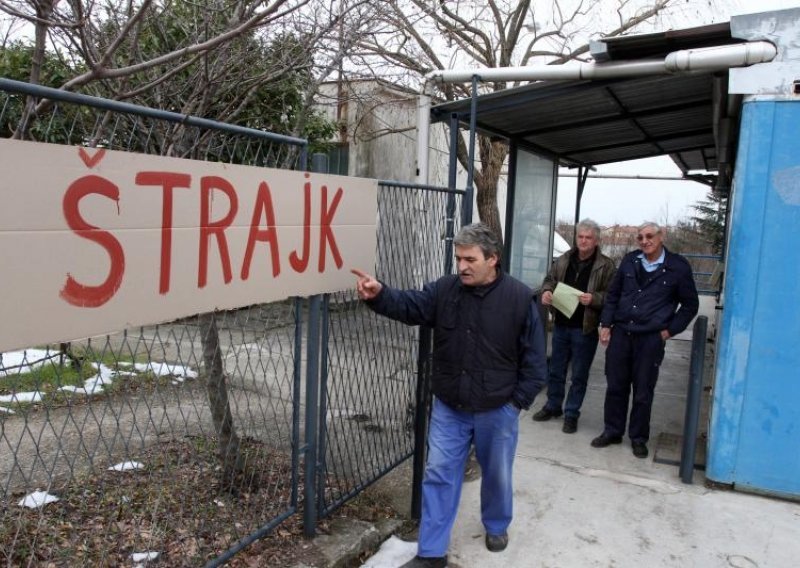 Očajnih 85 radnika iz Matulja danas kreće u štrajk