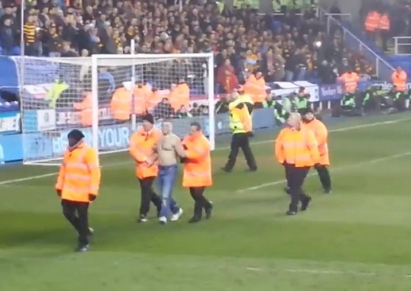 On sigurno neće na Wembley, ali je barem nasmijao sve