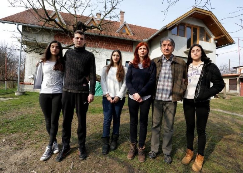 Obitelji Cvjetković nudi kuću od 120 kvadrata