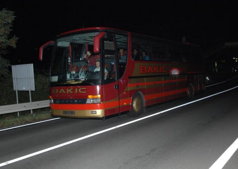 Njemački autobus udario pješaka koji je kasnije i preminuo