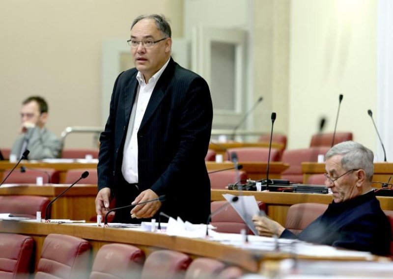 Kajin iznervirao Leku: To je sataraš diskusija