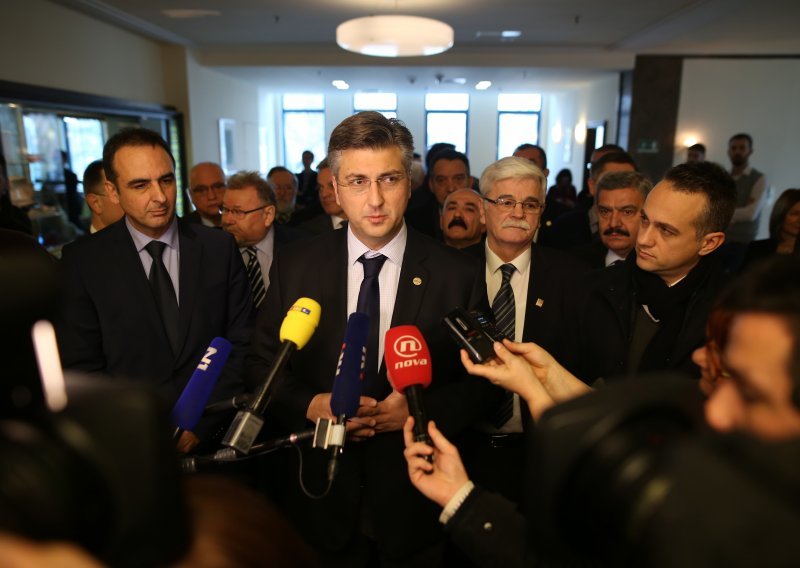 Plenković na skupštini utemeljitelja HDZ-a: U HDZ-u ima mjesta za sve