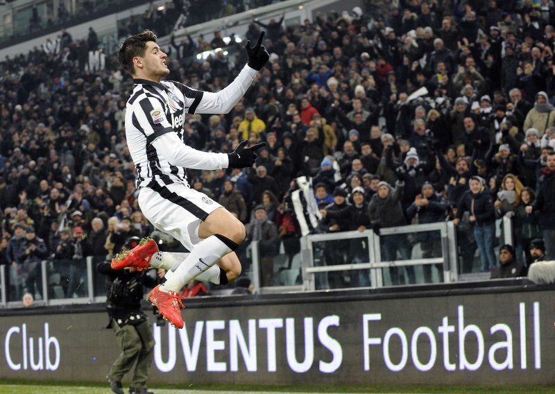 Juve 'zatvorio večer', evo golova sa svih subotnjih derbija