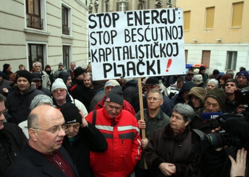 Ustanak Riječana zbog preskupog grijanja