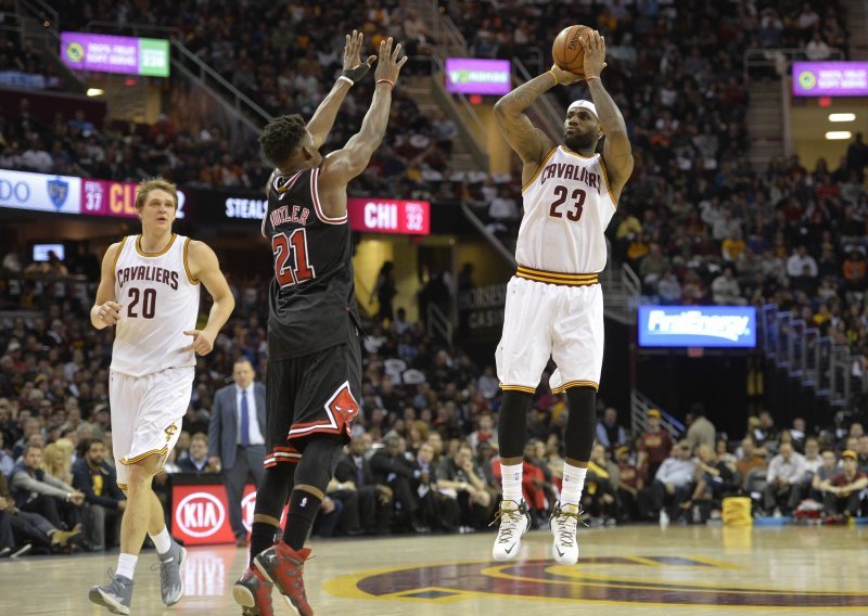 LeBron i Cleveland dobili 12. utakmicu zaredom