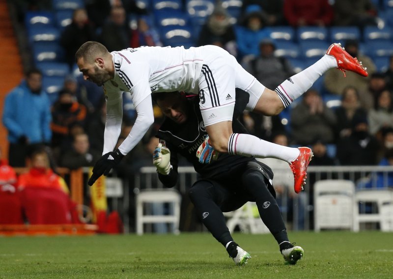 Real slomio Sevillu i pobjegao Barceloni!